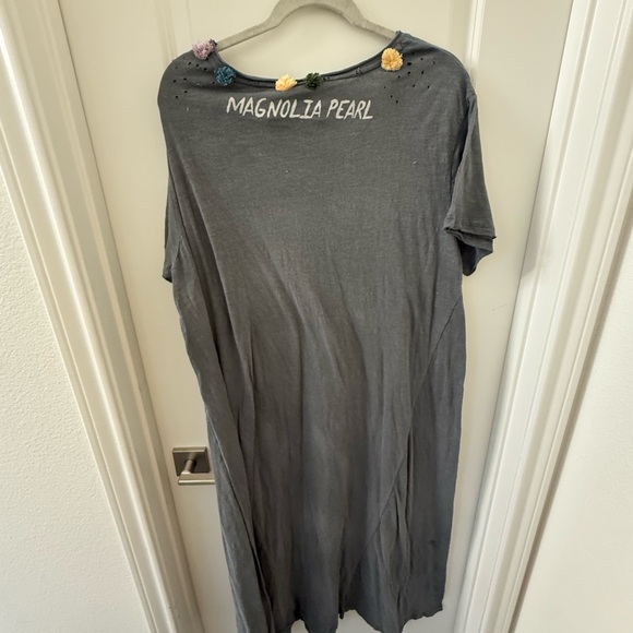 Magnolia Pearl T-Dress - Picture 2 of 3